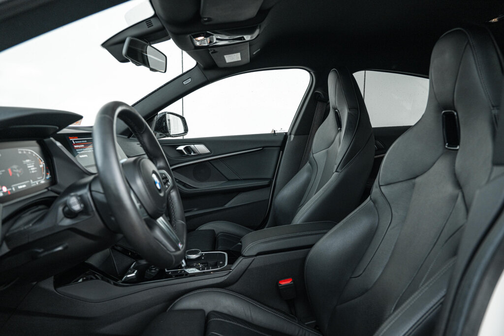 BMW 2 Serie 38