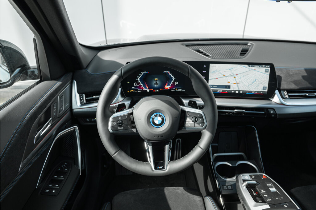 BMW X1 16
