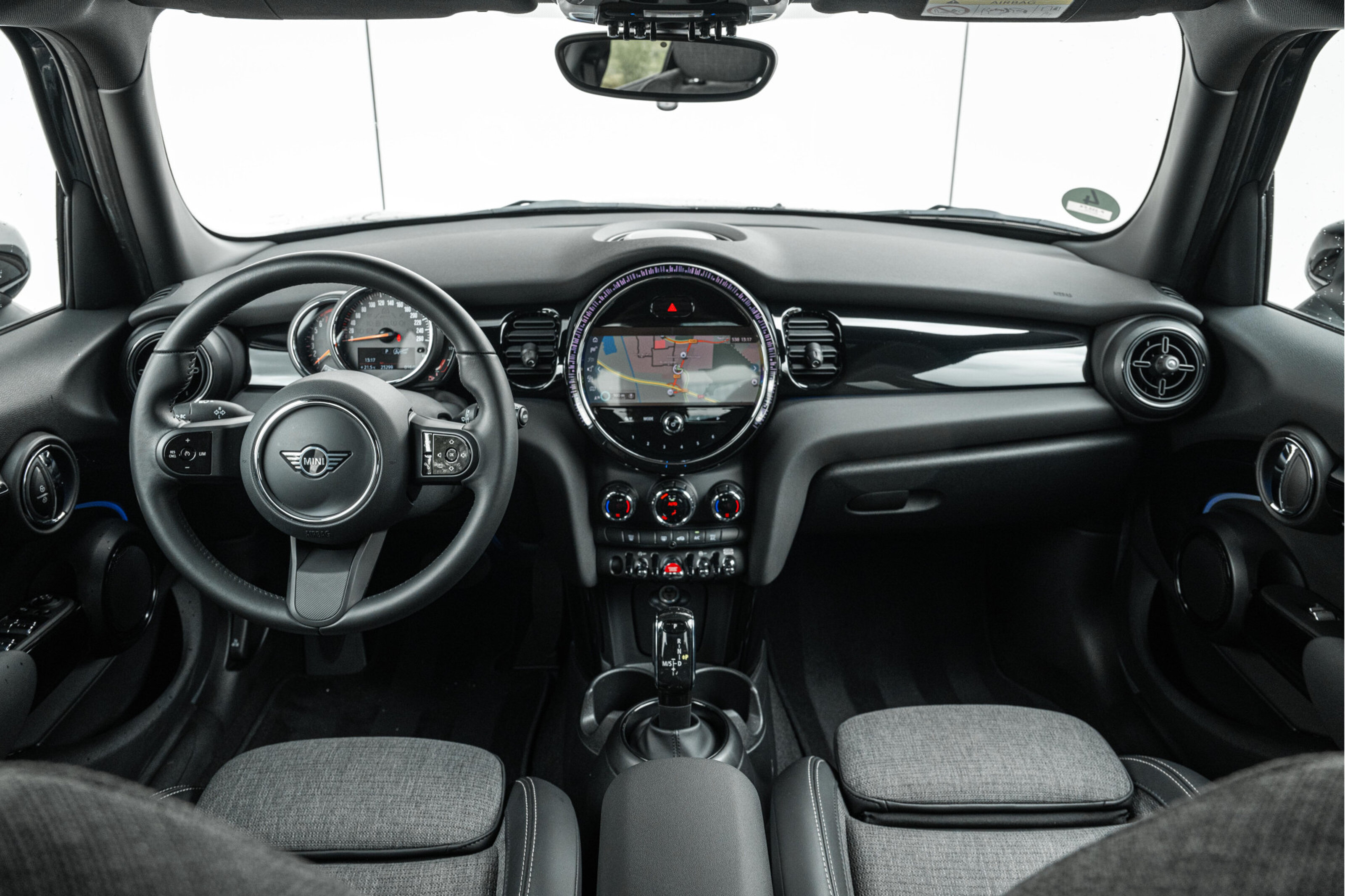 MINI Cooper Hatchback Classic Automaat