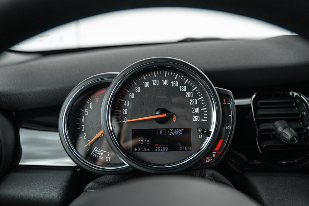 MINI Cooper 16