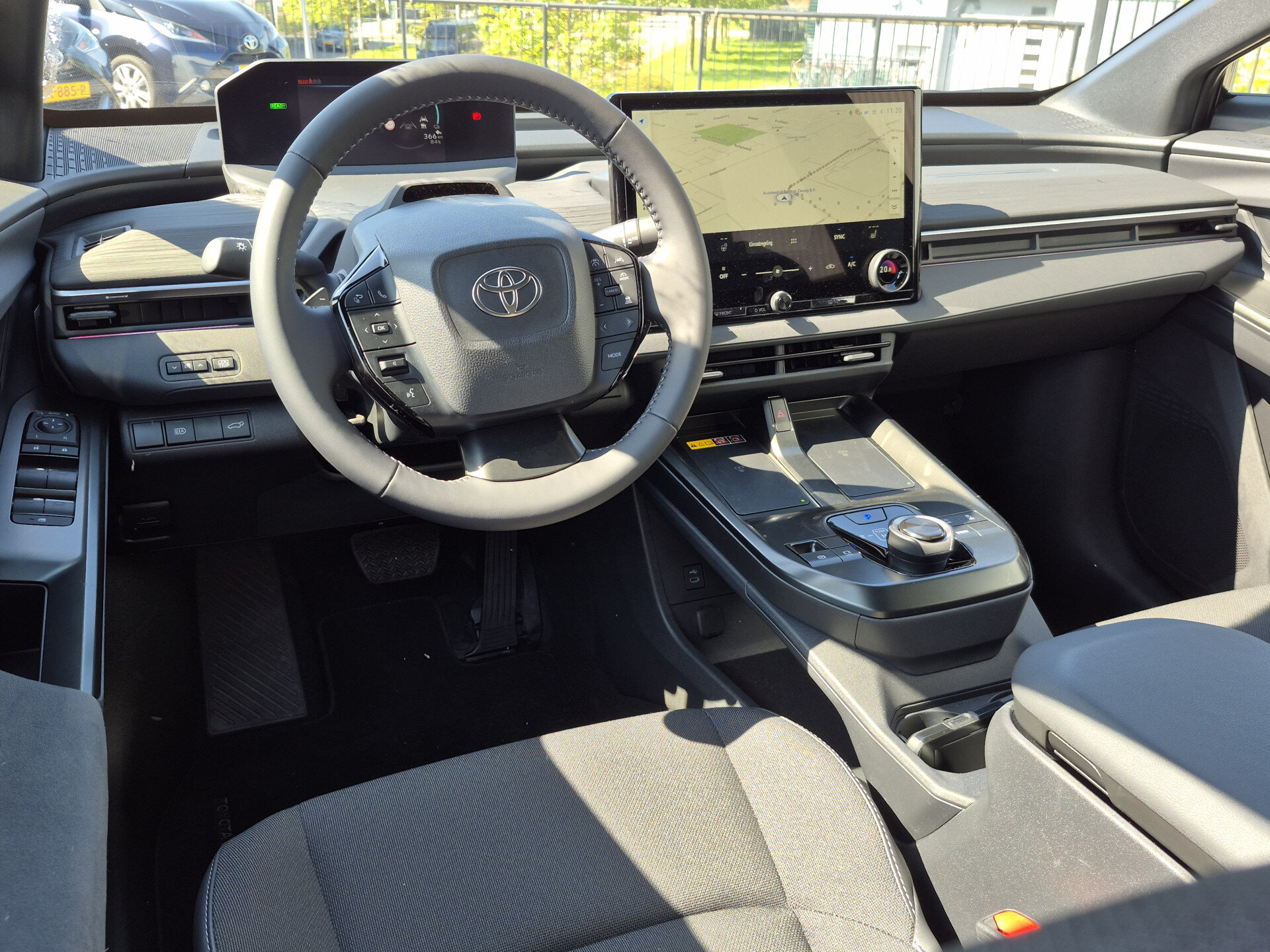Toyota C-HR+ First Edition 77 kWh Automaat - Afbeelding 2