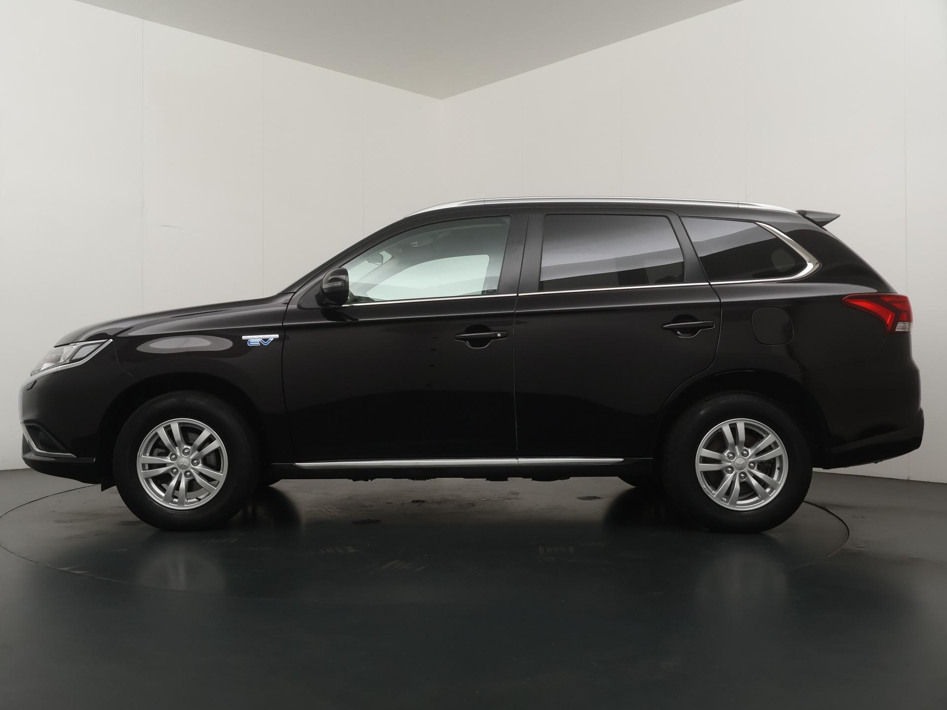 Mitsubishi Outlander 2.4 PHEV Pure - Afbeelding 2