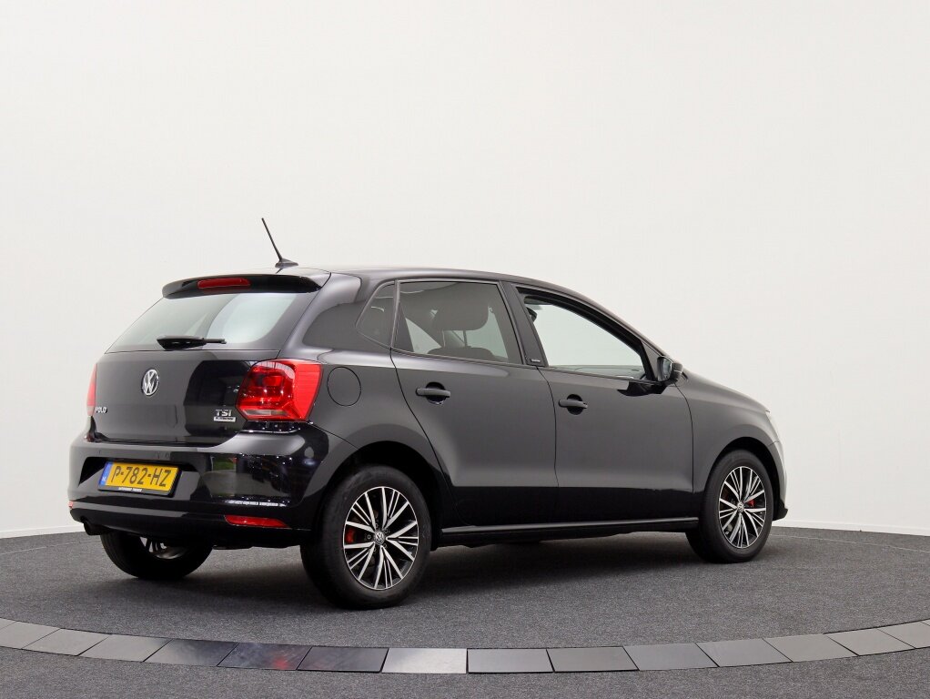 Volkswagen Polo 1.2 TSI Highline | Navigatie | App-Connect | PDC V+A - Afbeelding 2