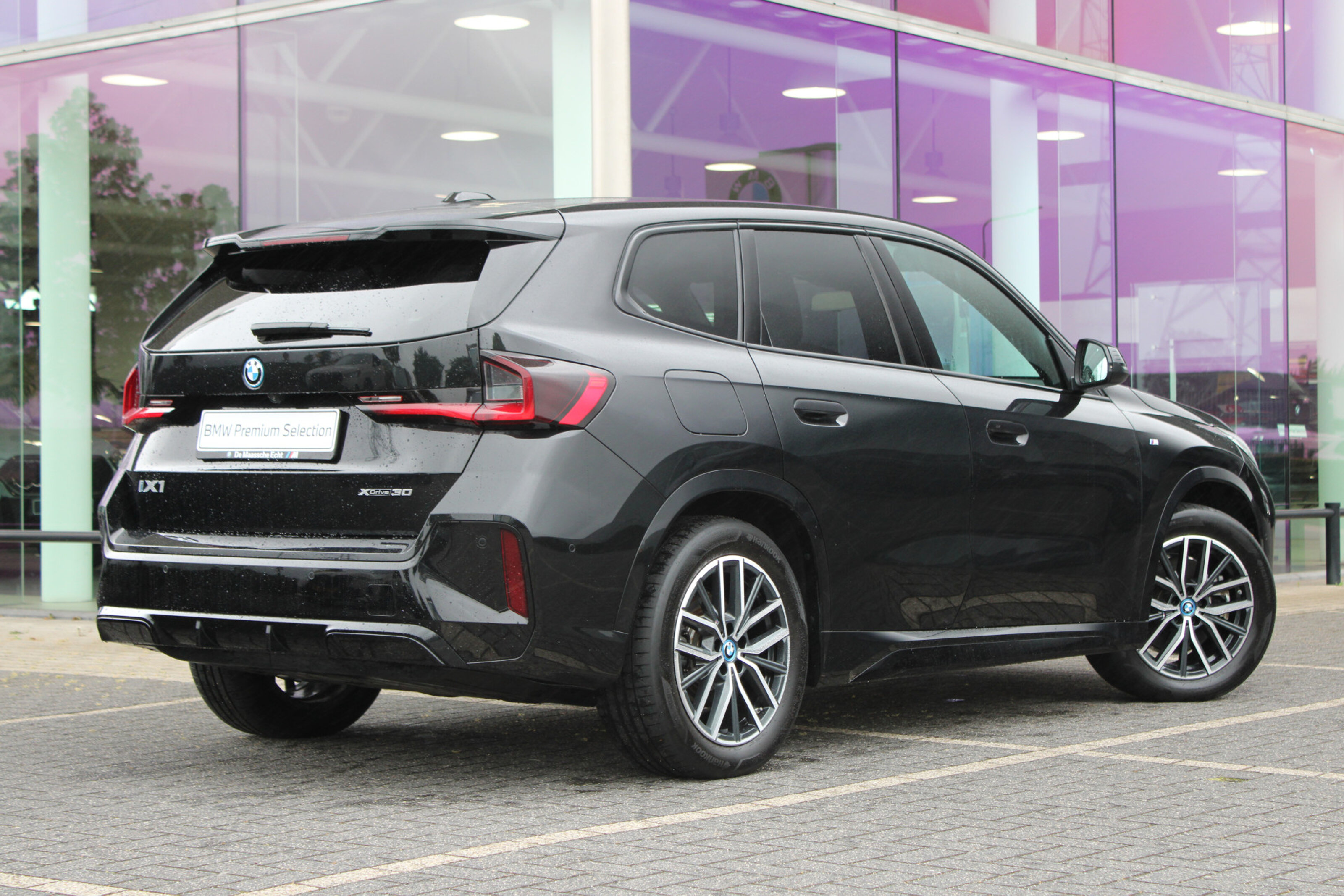 BMW iX1 xDrive30 M Sport
