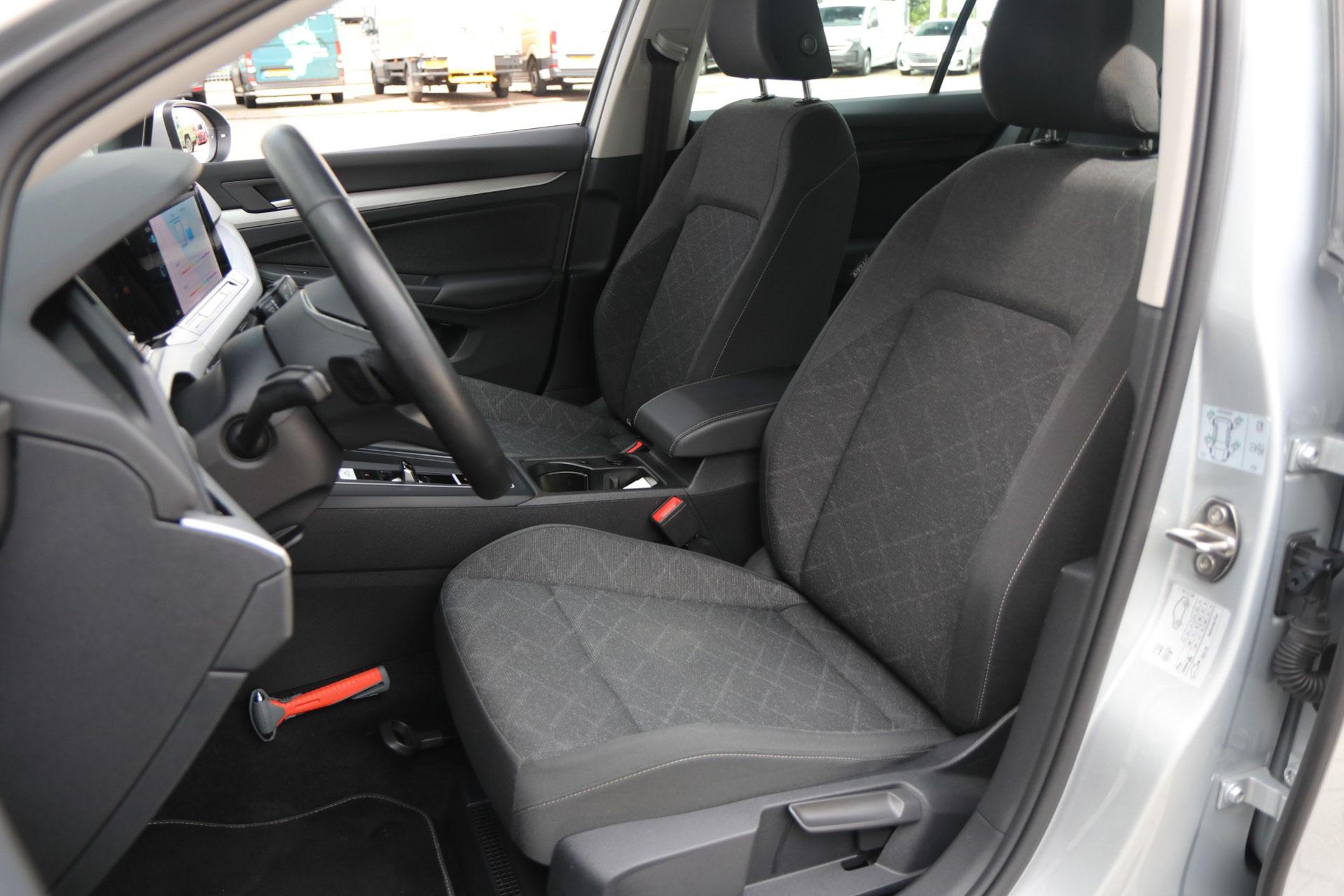 Volkswagen Golf 1.0 eTSI 110pk DSG Life - Afbeelding 4