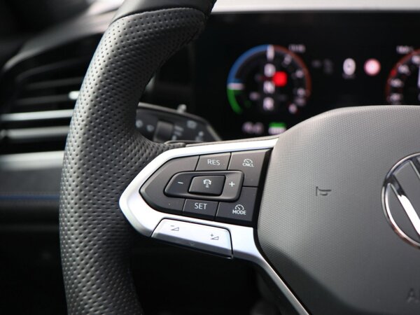 cruise control adaptief met Stop&Go en stuurhulp cruise control adaptief met Stop&Go en stuurhulp