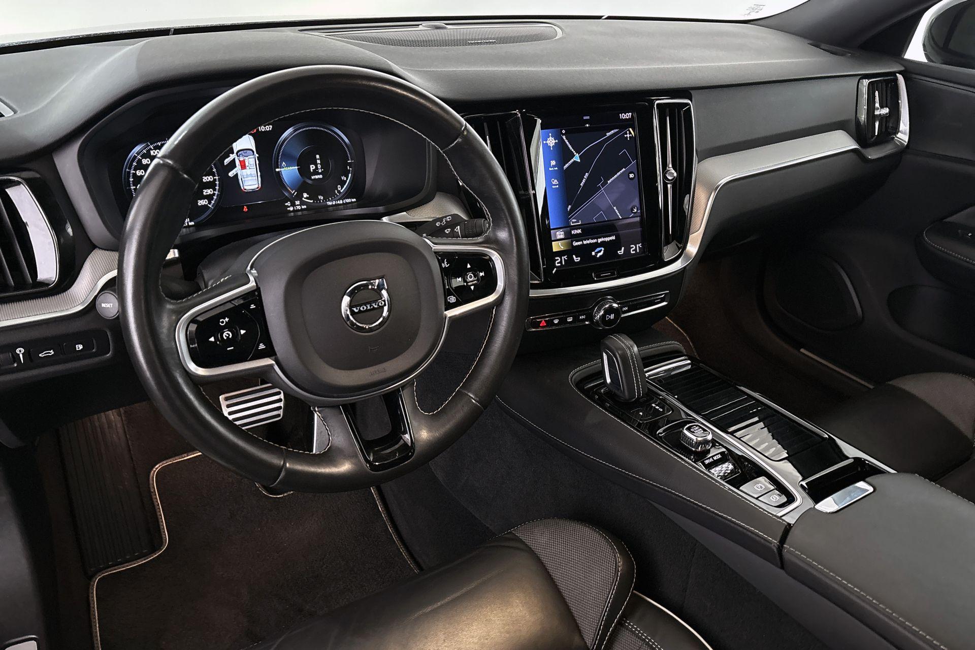 Volvo V60 2.0 T6 Recharge AWD R-Design - Afbeelding 5