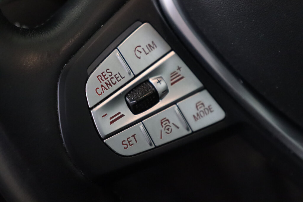 BMW iX3 9