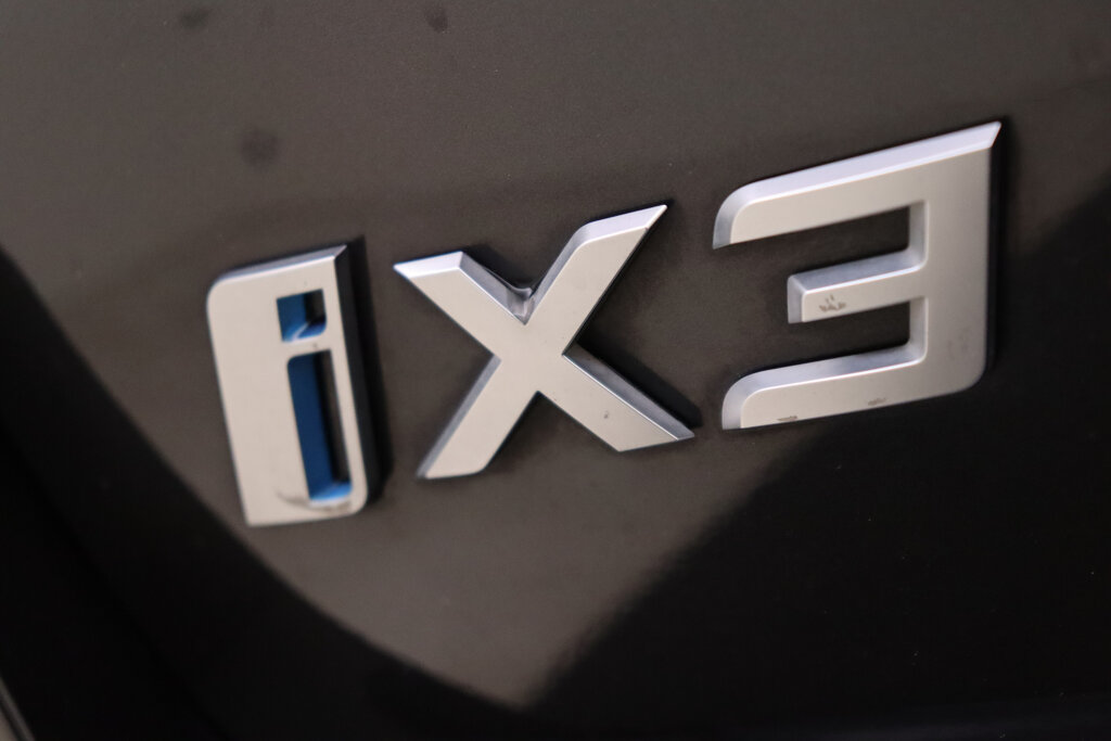 BMW iX3 53