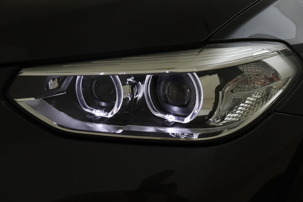 BMW iX3 57