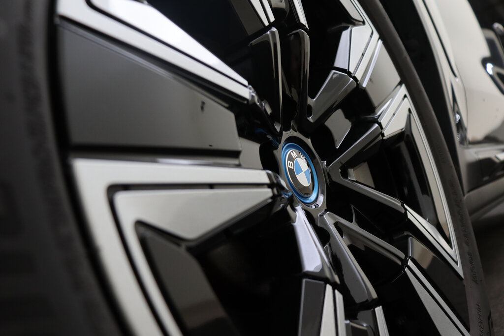 BMW iX3 60