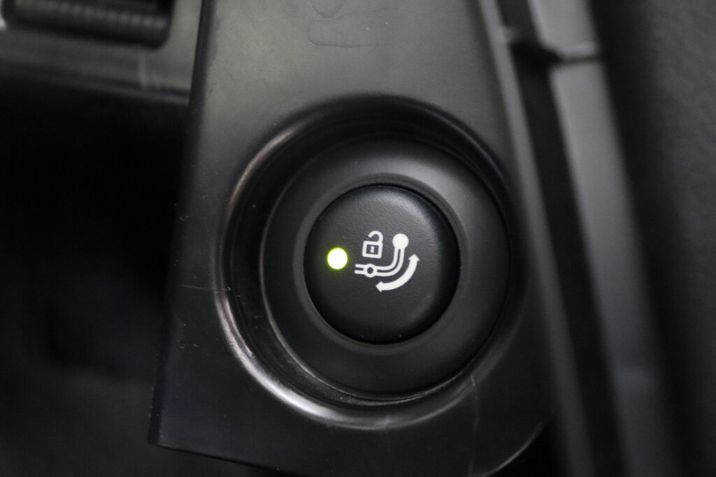BMW iX3 65