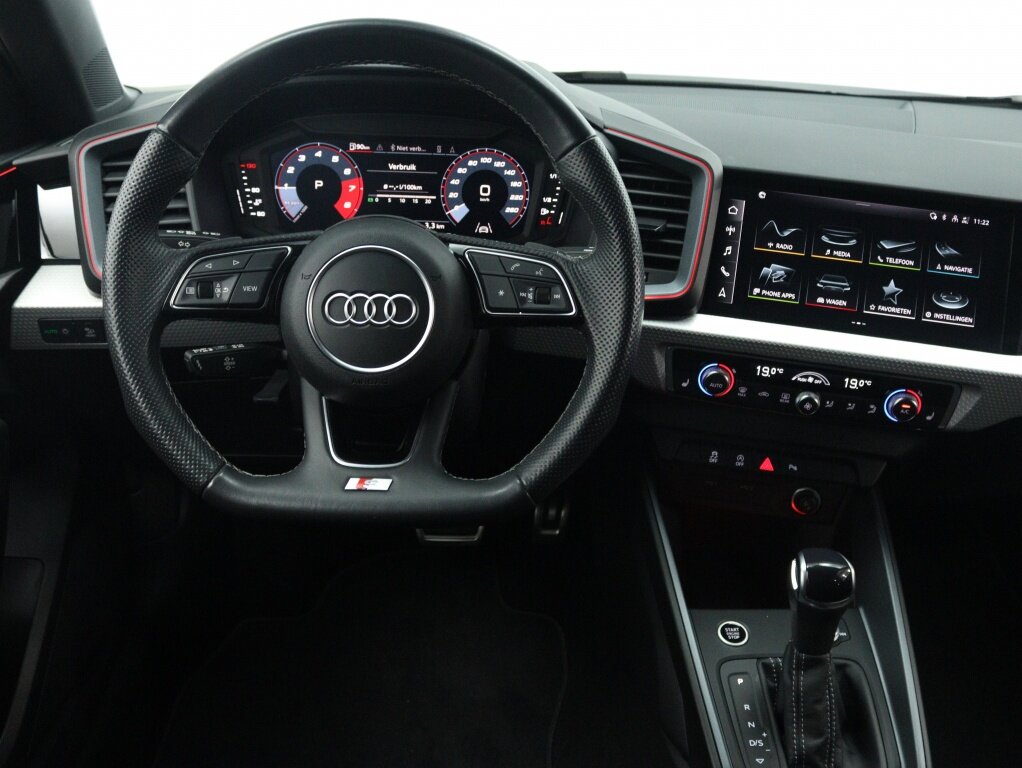 Audi A1 Sportback 35 TFSI S Line Automaat 150PK | Navi | Camera | Cruise control | - Afbeelding 4