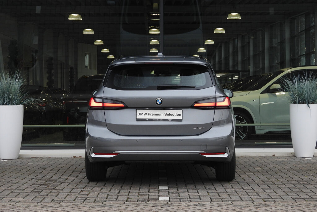 BMW 2 Serie 11
