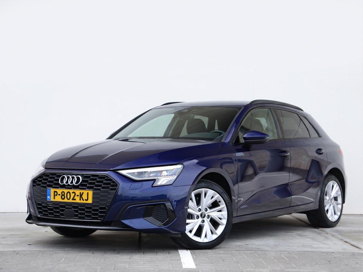 Audi A3 Sportback 40 TFSI e Business edition