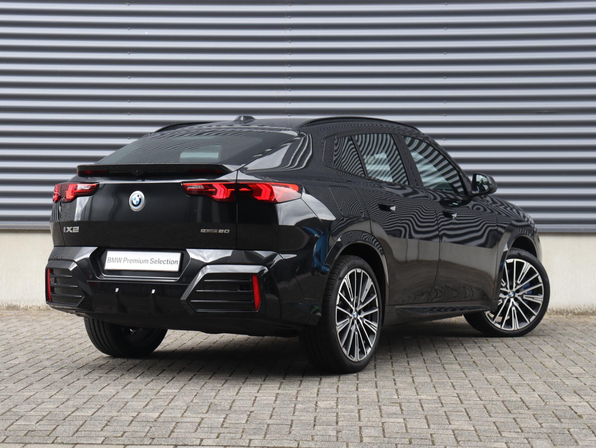 BMW iX2 eDrive20 - Afbeelding 2