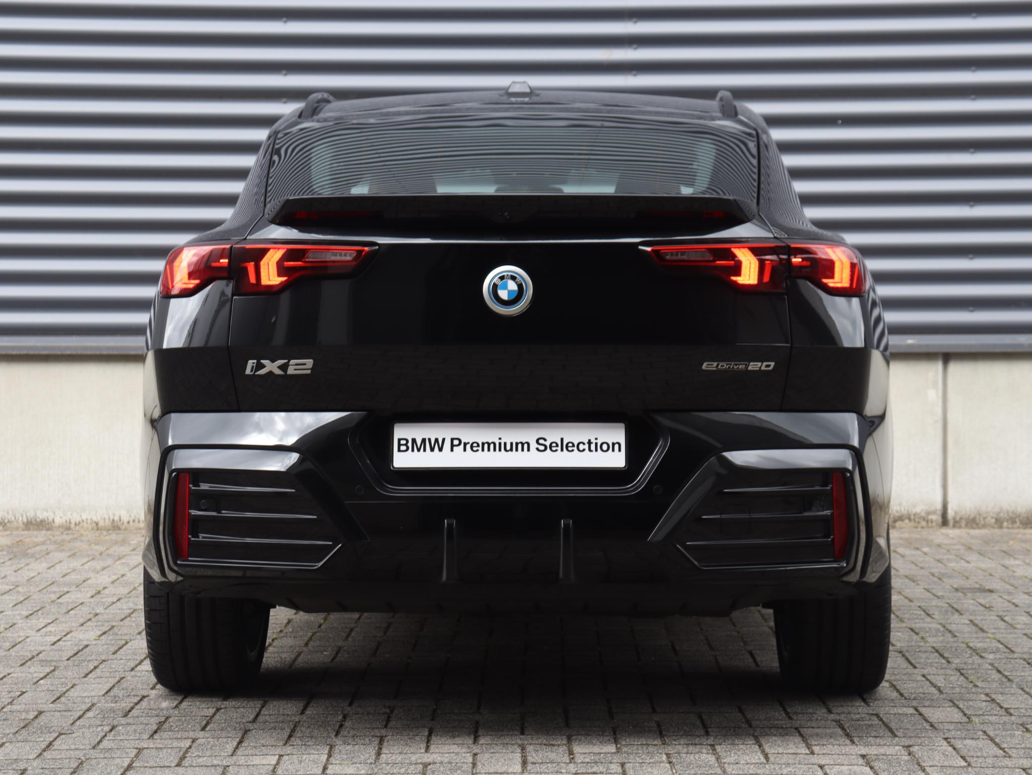 BMW iX2 eDrive20 - Afbeelding 4