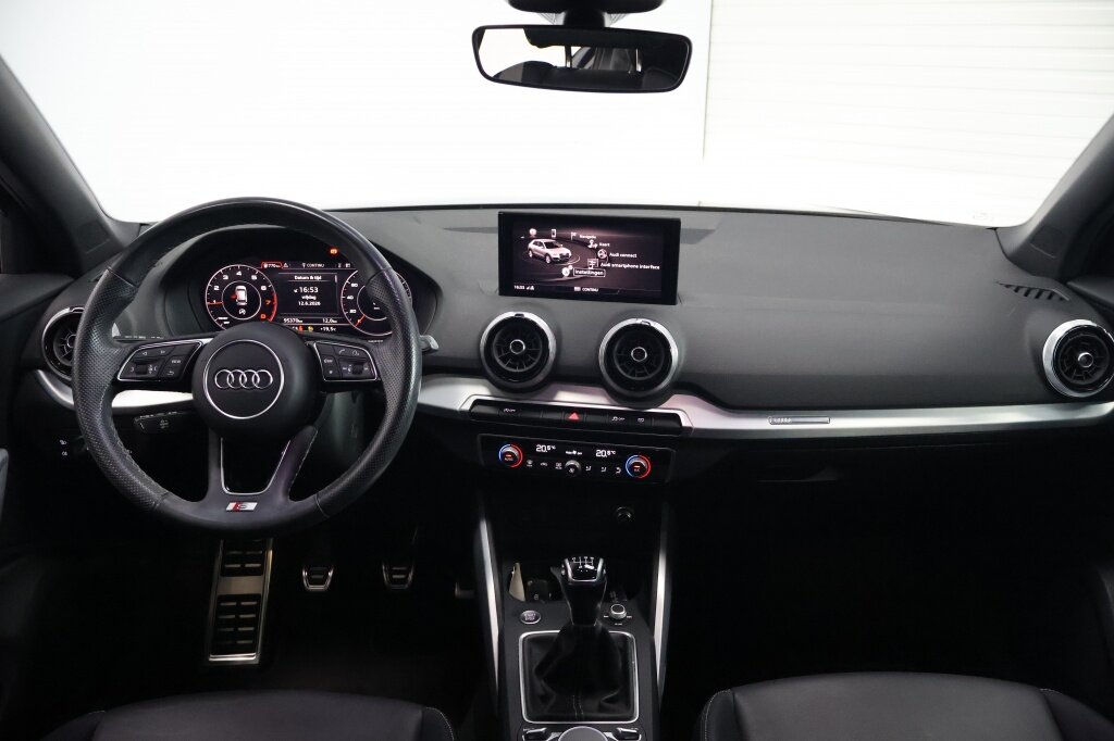 Audi Q2 35 TFSI S edition 150pk | Matrix | Carplay | Keyless | Navigatie - Afbeelding 2