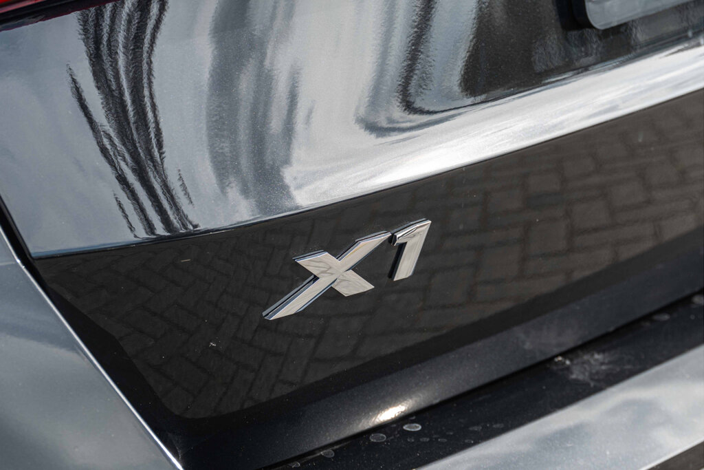BMW X1 18