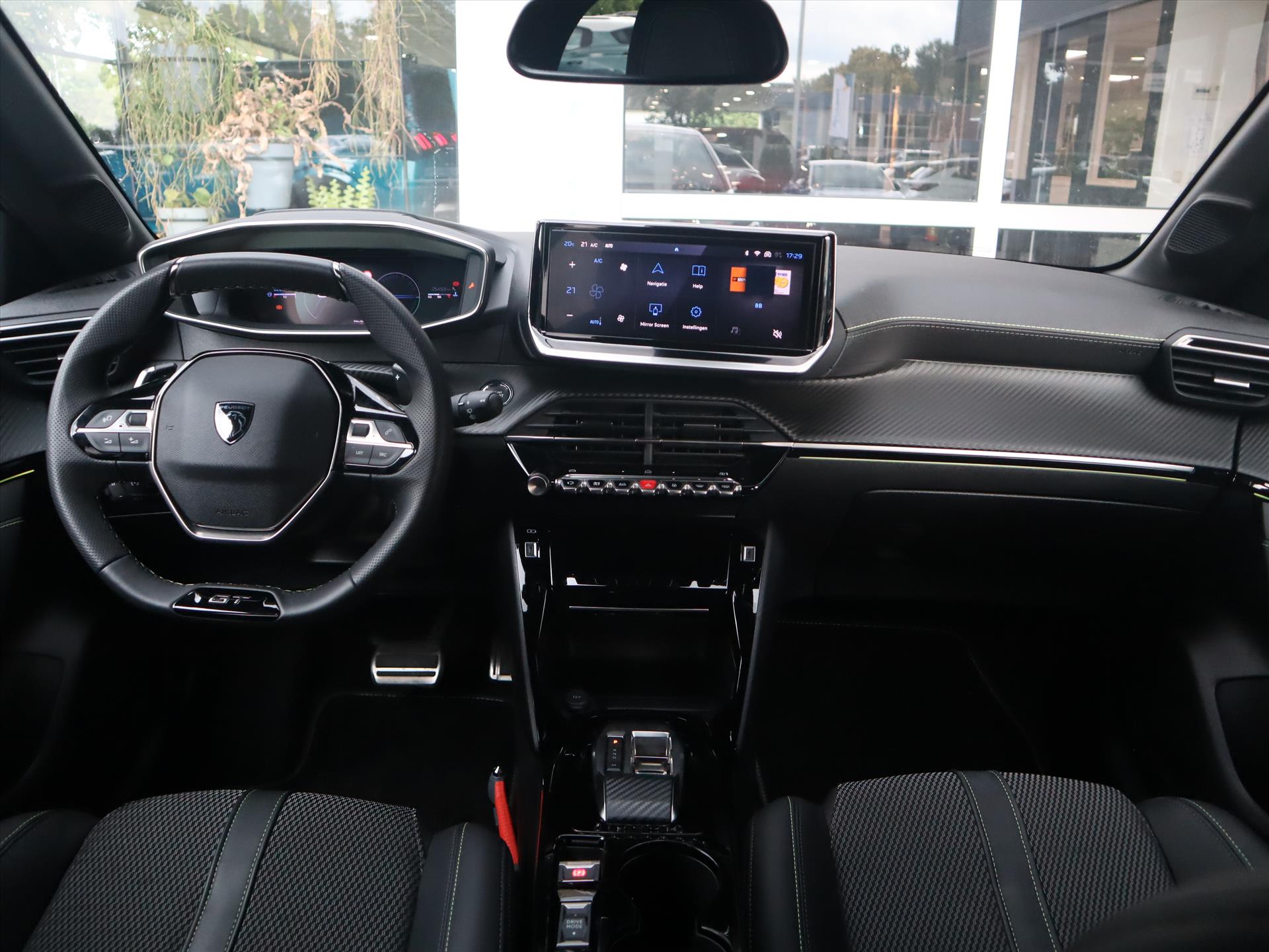 Peugeot 208 GT HYBRID 145pk e-DCS6 automaat, Rijklaarprijs, Camera voor en achter Adaptieve cruise control Keyless entry & start - Afbeelding 5