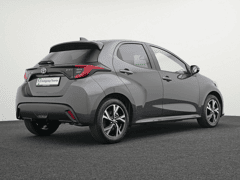 Toyota Yaris 1.5 Hybrid 115 Dynamic | LED | Camera | Private lease 459,- p.m. - Afbeelding 2