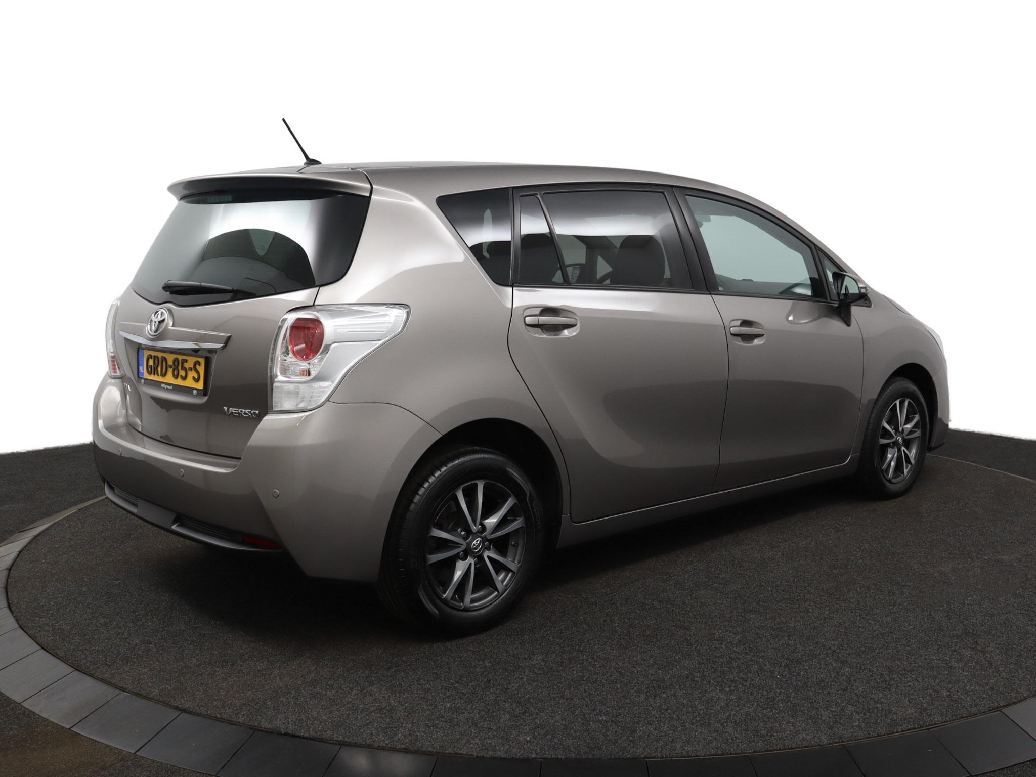 Toyota Verso 1.8 VVT-i Business - Afbeelding 2