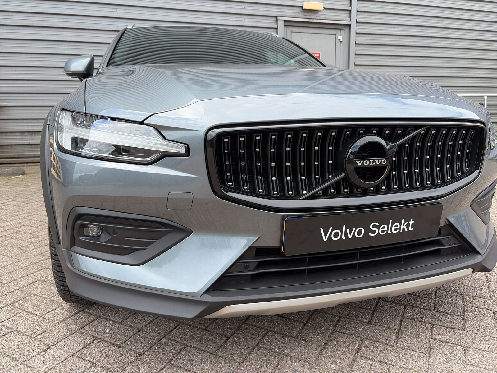 Volvo V60 B5 AWD Cross Country - Afbeelding 4