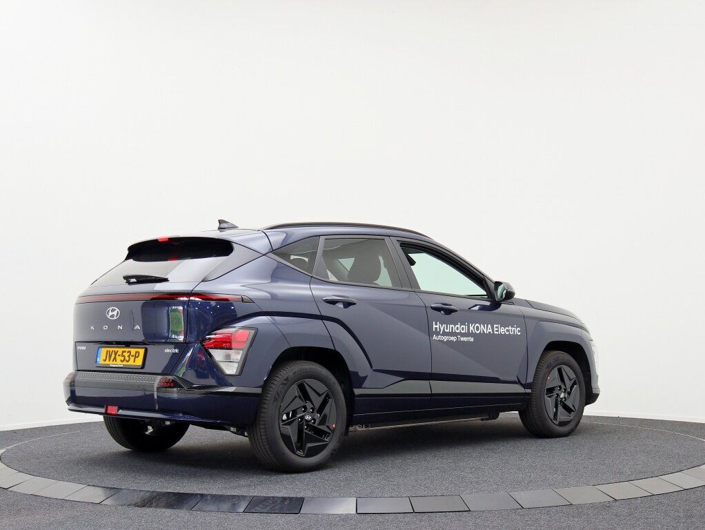 Hyundai Kona Electric LR Pure Edition 64.8 kWh | Demo-voordeel - Afbeelding 2
