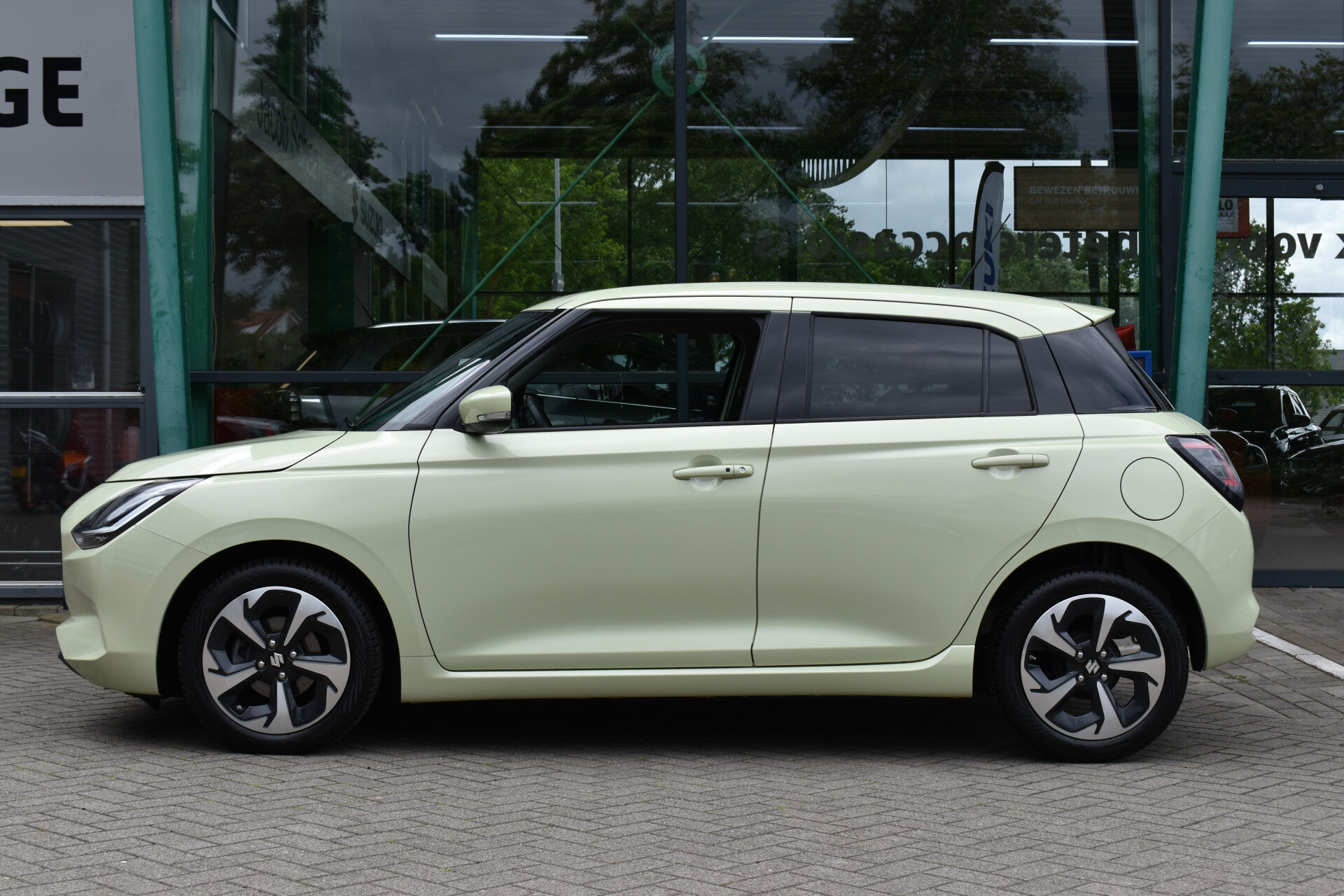 Suzuki Swift 1.2 Style Smart Hybrid - Afbeelding 5