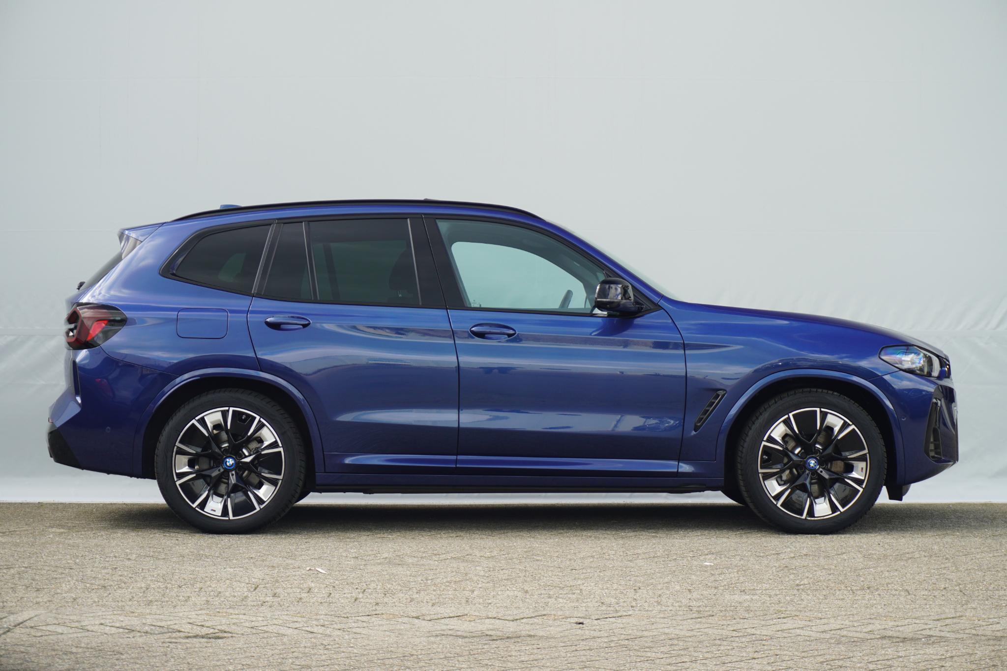 BMW iX3 High Executive 80 kWh - Afbeelding 4