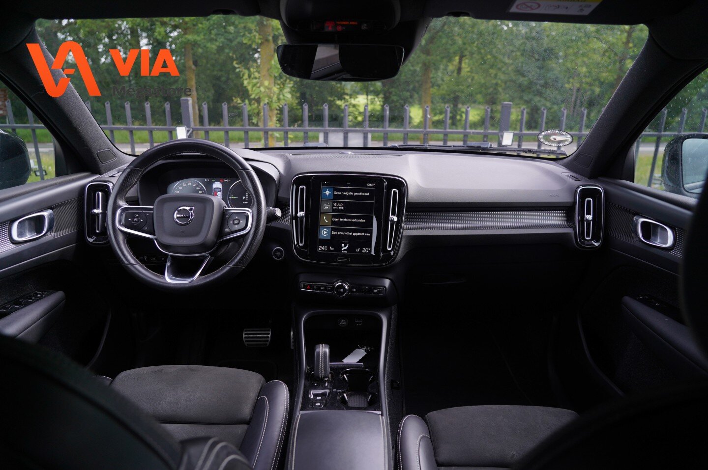 Volvo XC40 1.5 PHEV T5 | Recharge | R-design | Dig. Cockpit | Trekhaak | LED | Adaptive Cruise | Camera | 19" LM - Afbeelding 2