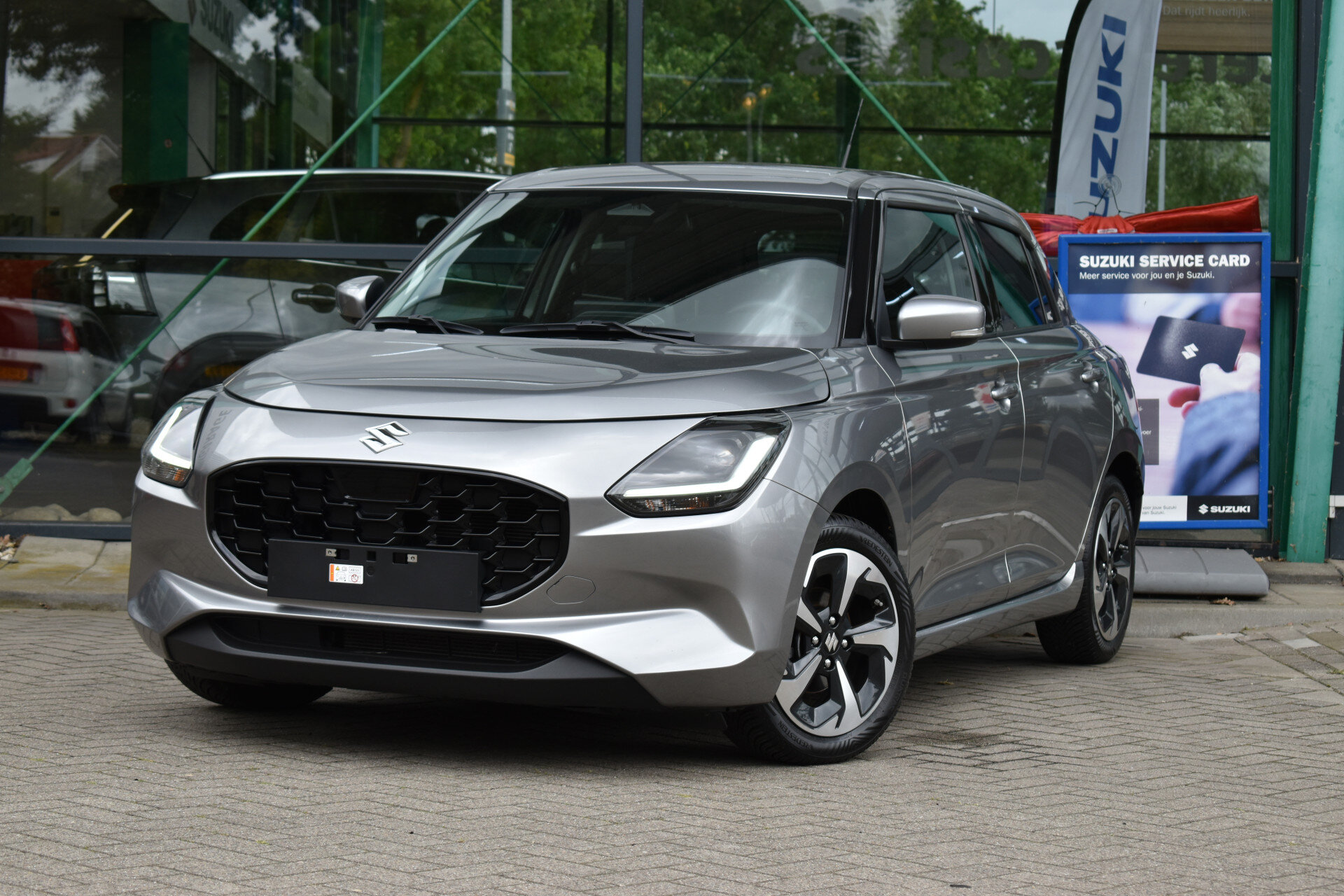 Suzuki Swift 1.2 Style Smart Hybrid