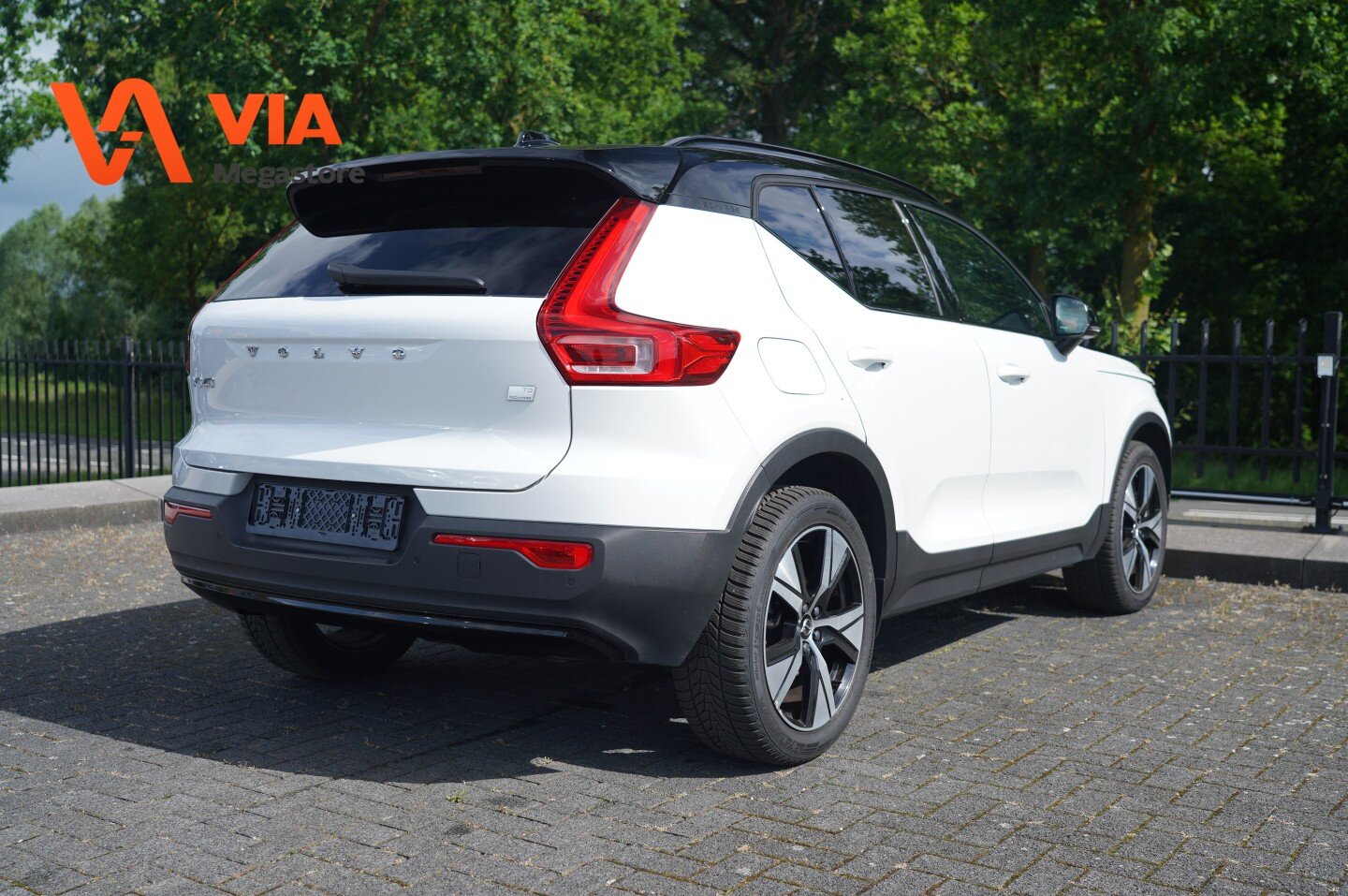 Volvo XC40 1.5 T5 PHEV | 262PK | Inscription | Camera | Adaptive Cr. | Dig. Cockpit | Navi | LED | Halfleer - Afbeelding 3