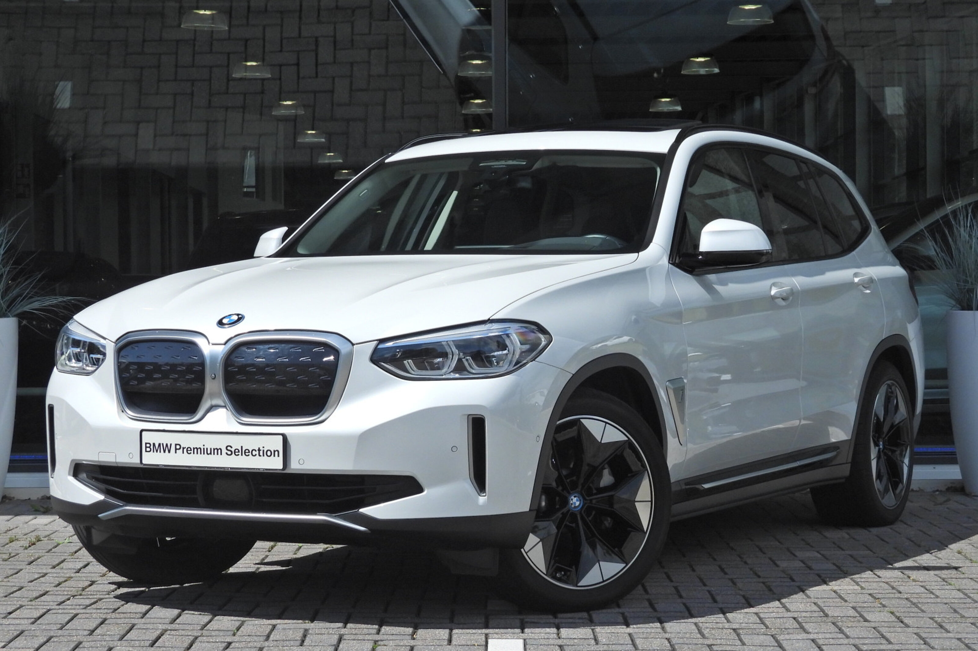 BMW iX3 High Executive