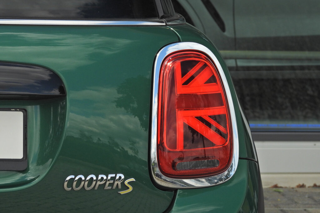 MINI Electric 18