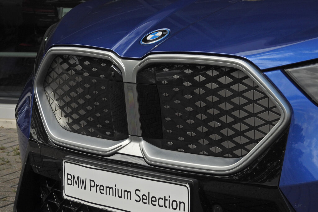 BMW iX2 5