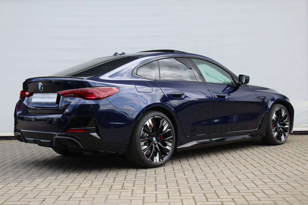 BMW i4 2