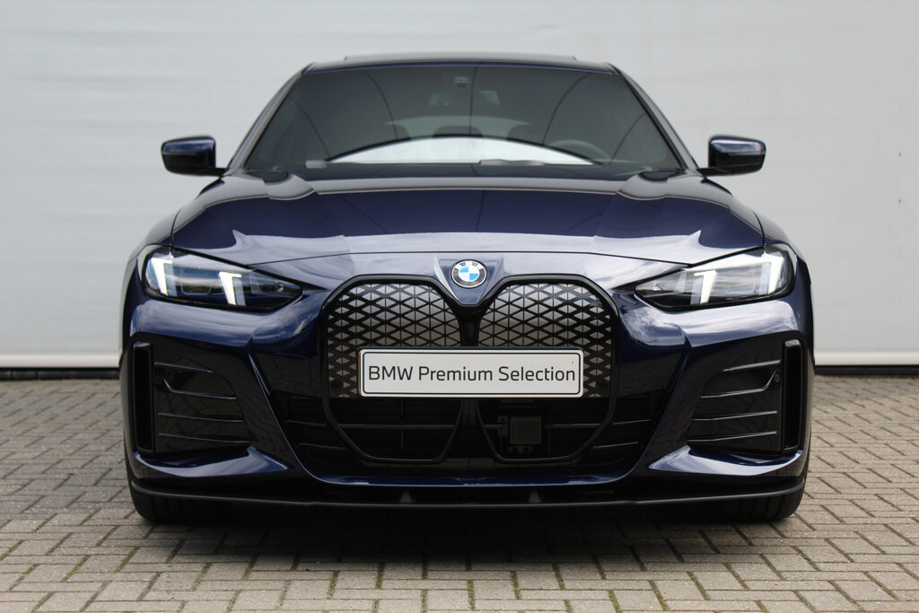 BMW i4 4