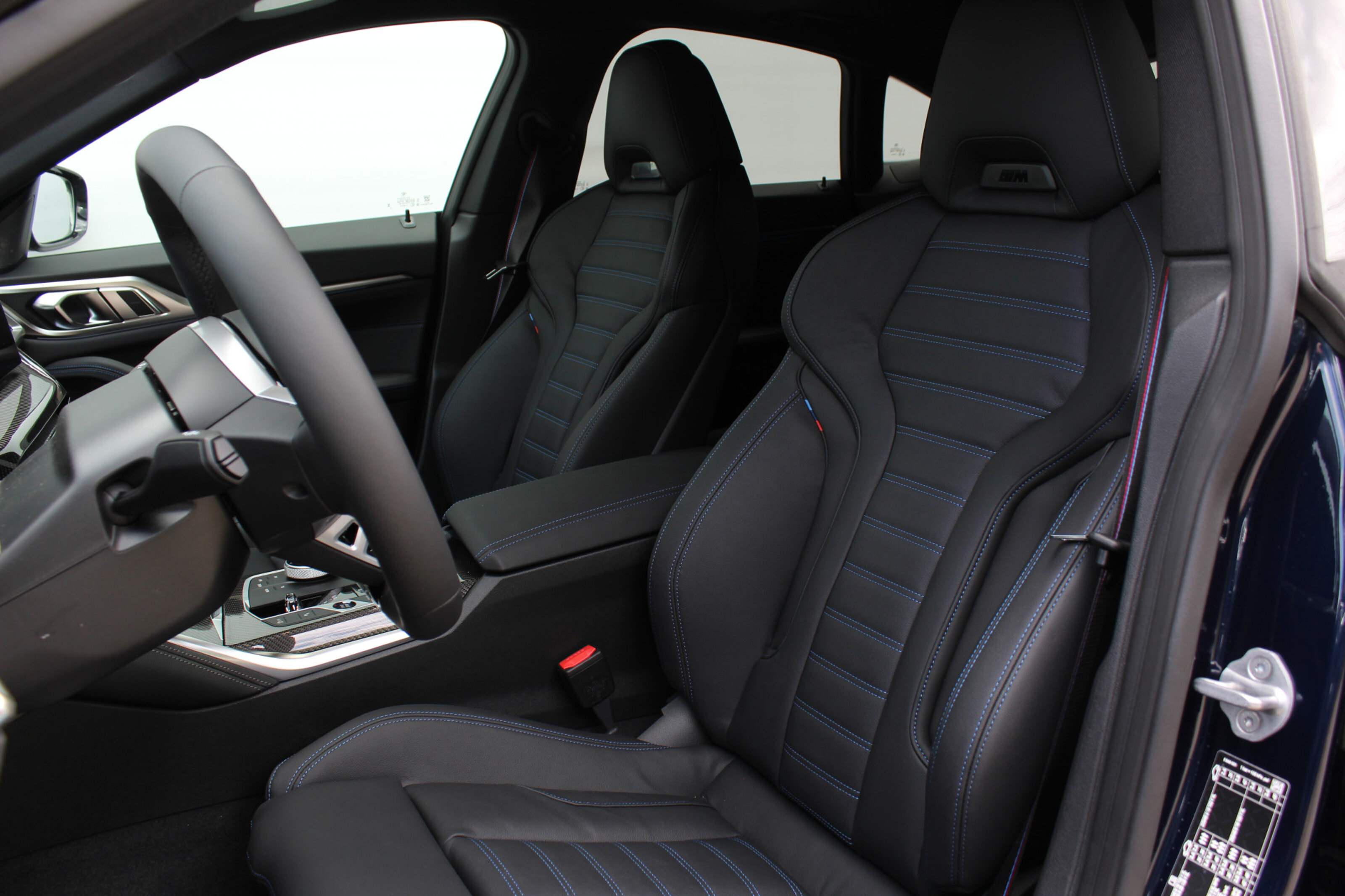 BMW i4 7