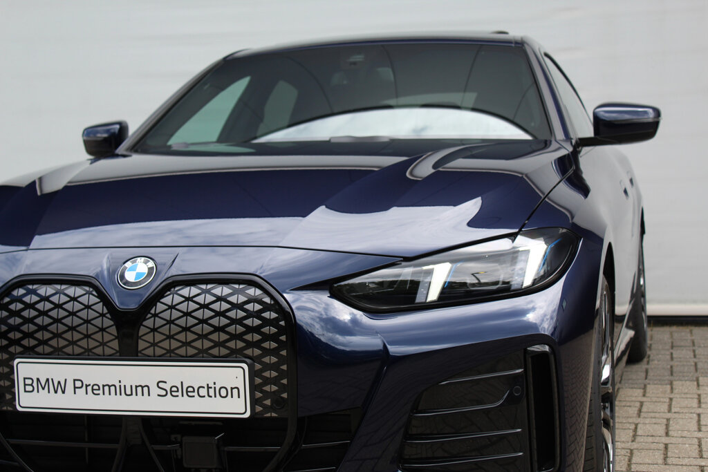 BMW i4 9