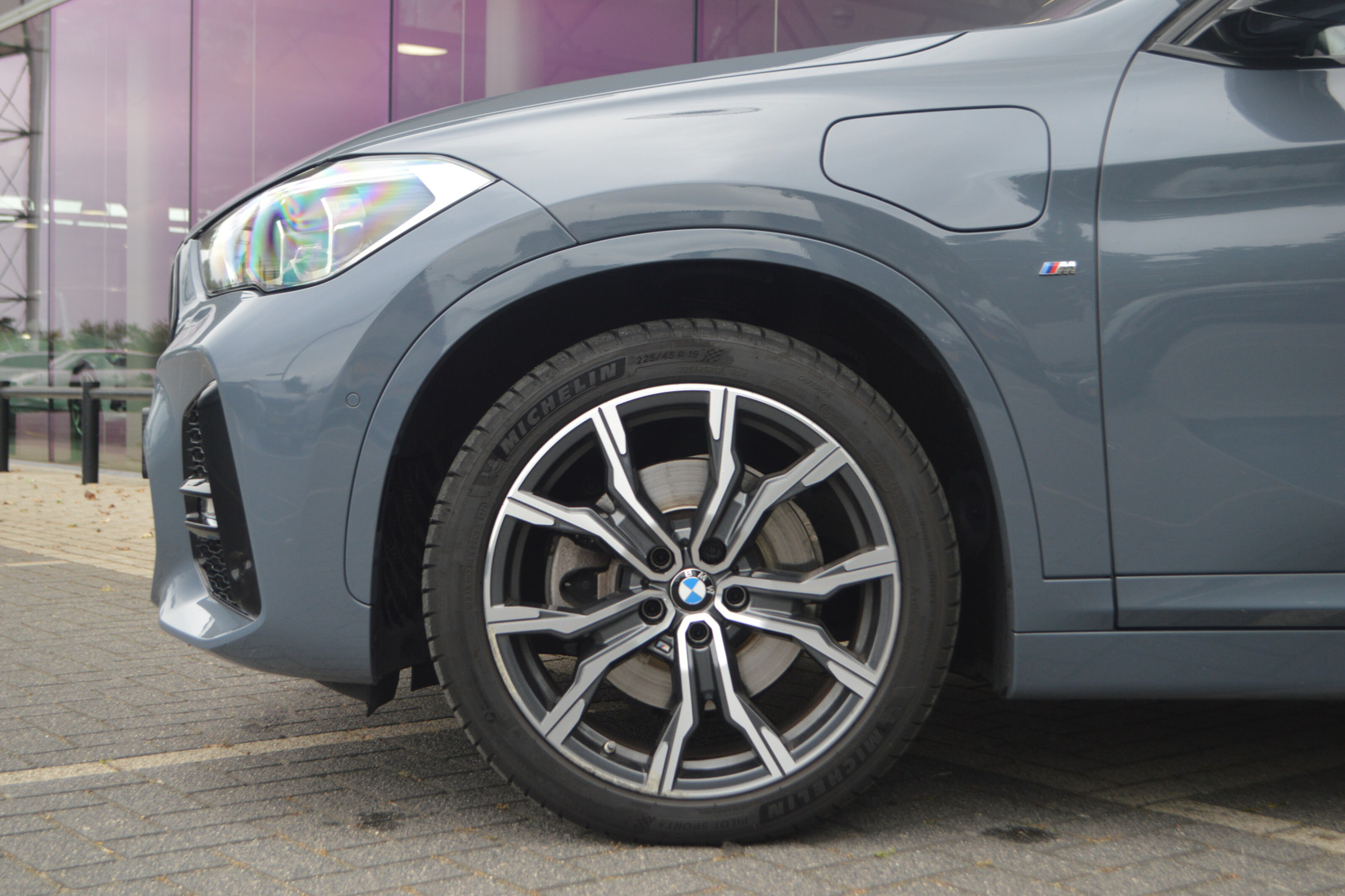 BMW X1 8