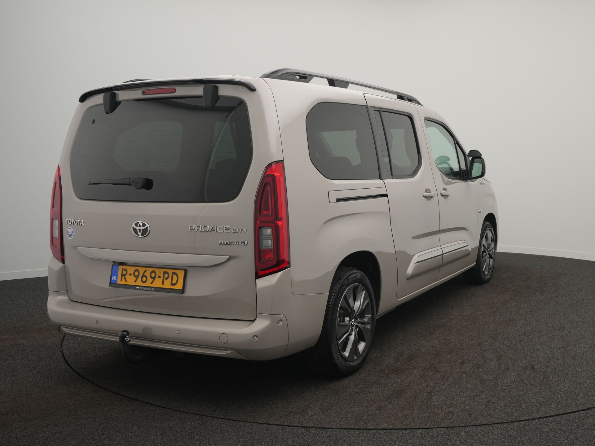 Toyota PROACE CITY Verso Electric Dynamic Long 50 kWh - Afbeelding 5