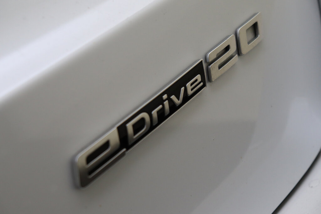BMW iX1 49