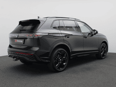 Volkswagen Tiguan 1.5 eHybrid R-Line Edition 272PK DSG Pano-Schuifdak, Black Style - Image 4