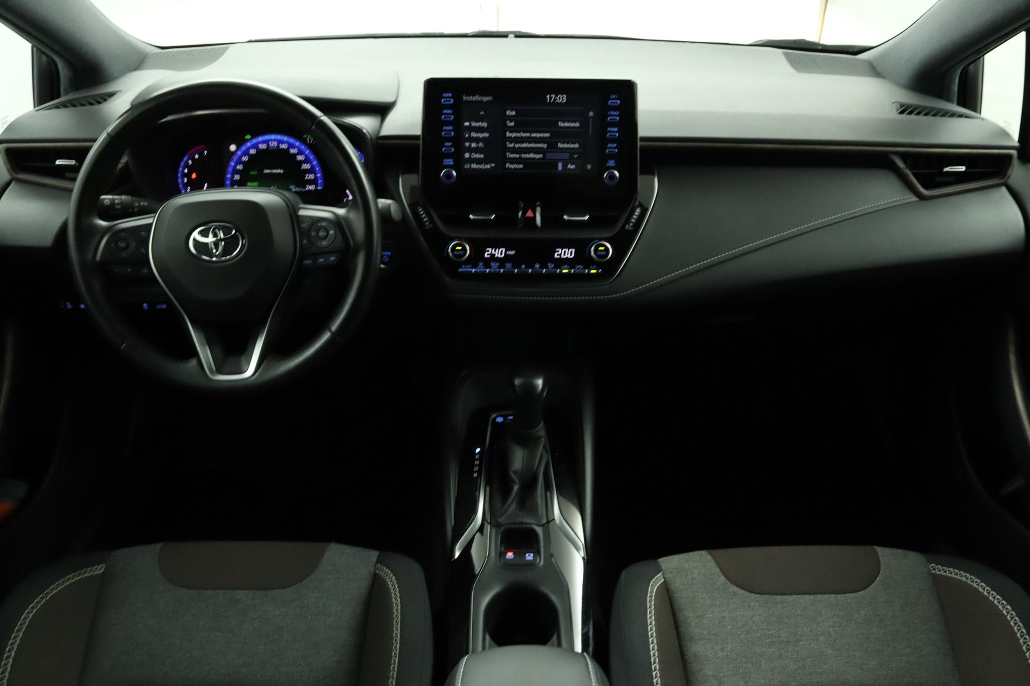 Toyota Corolla Touring Sports 1.8 Hybrid Trek - Afbeelding 4