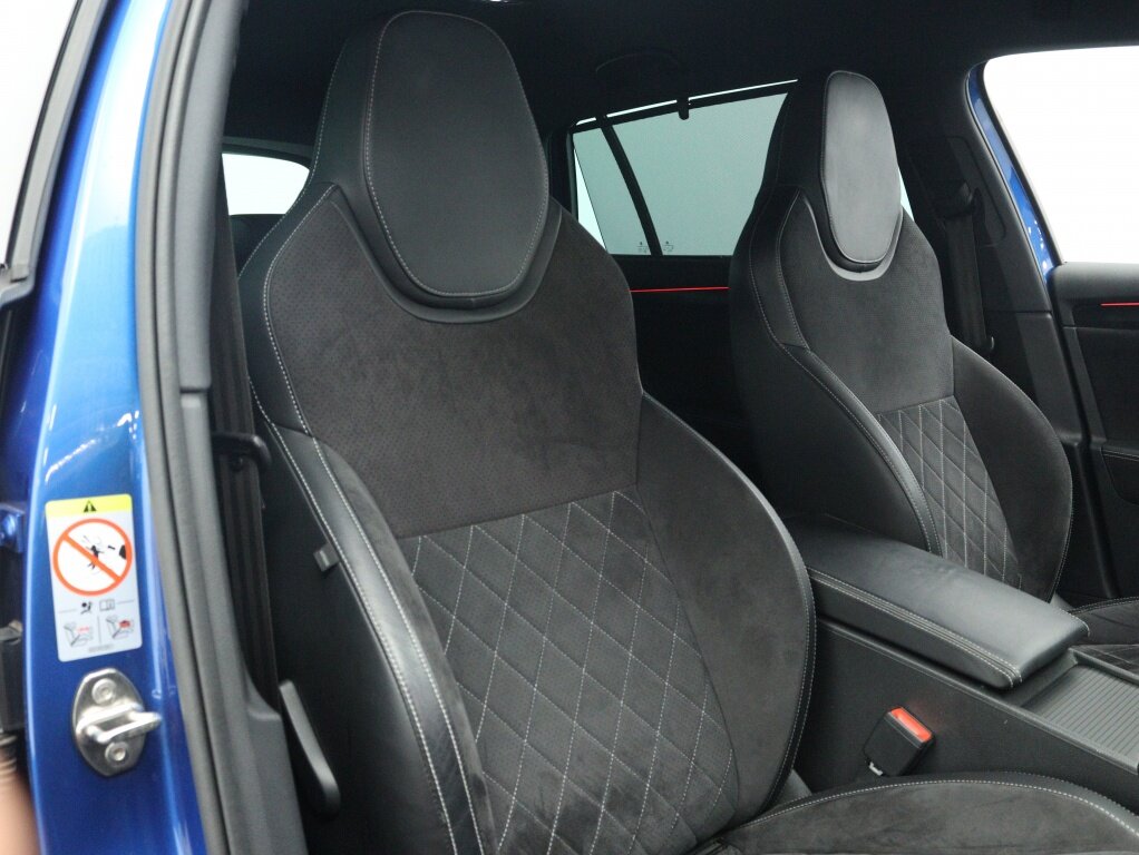 Škoda Superb 1.4 TSI iV Sportline Business | Trekhaak | Navi | Camera | Sfeer - Afbeelding 4