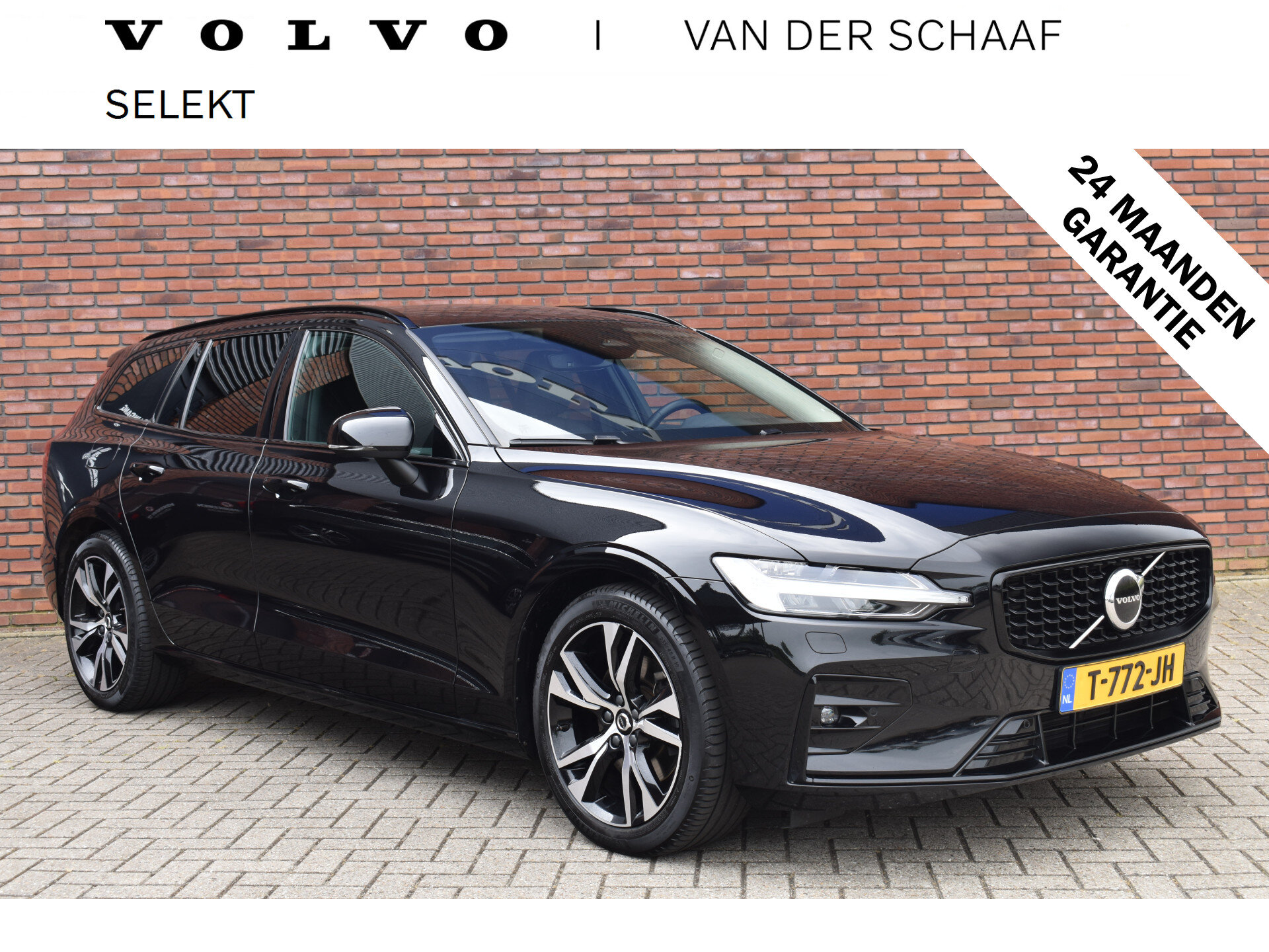 Volvo V60 B4 212PK Plus Dark