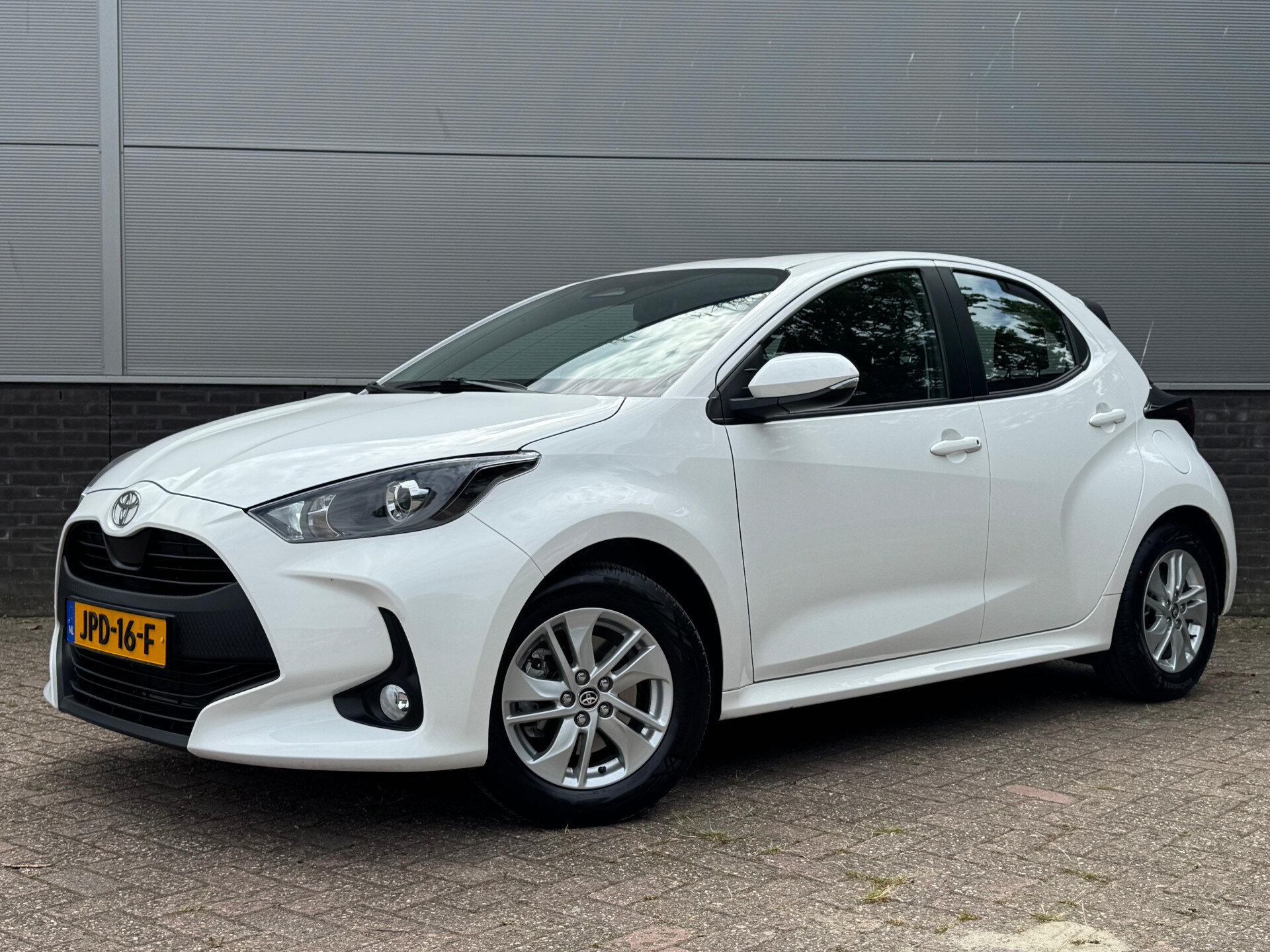 Toyota Yaris 1.5 Hybrid 115 Active