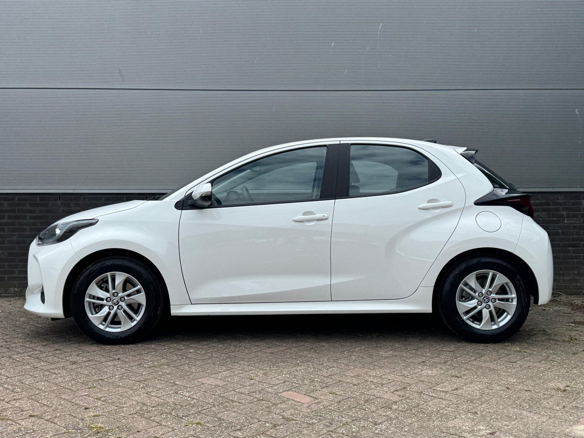 Toyota Yaris 1.5 Hybrid 115 Active - Afbeelding 2