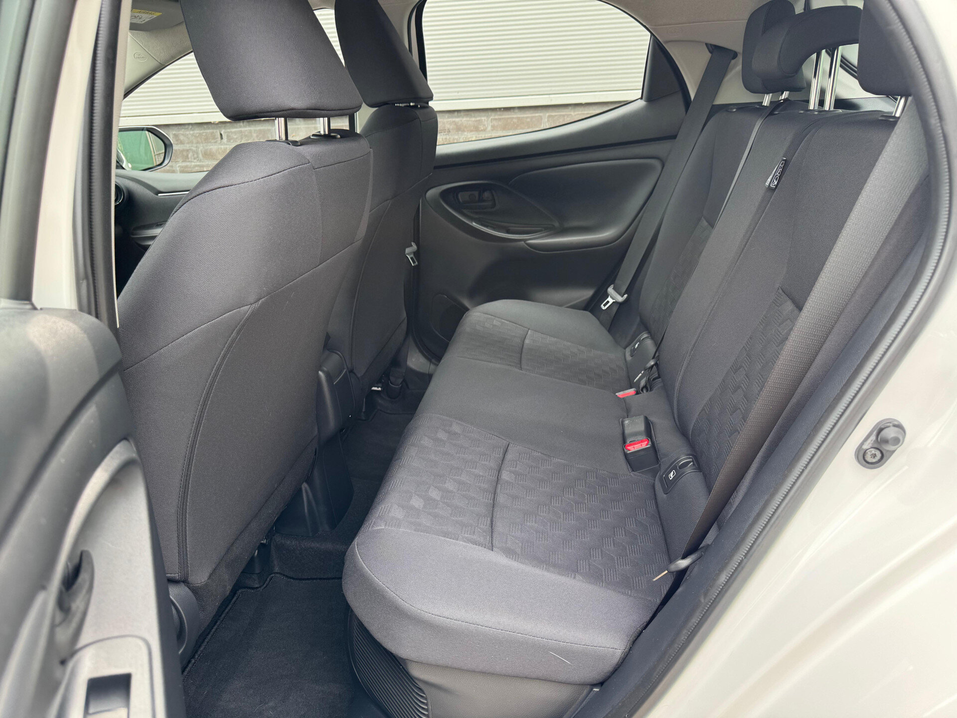 Toyota Yaris 1.5 Hybrid 115 Active - Afbeelding 5